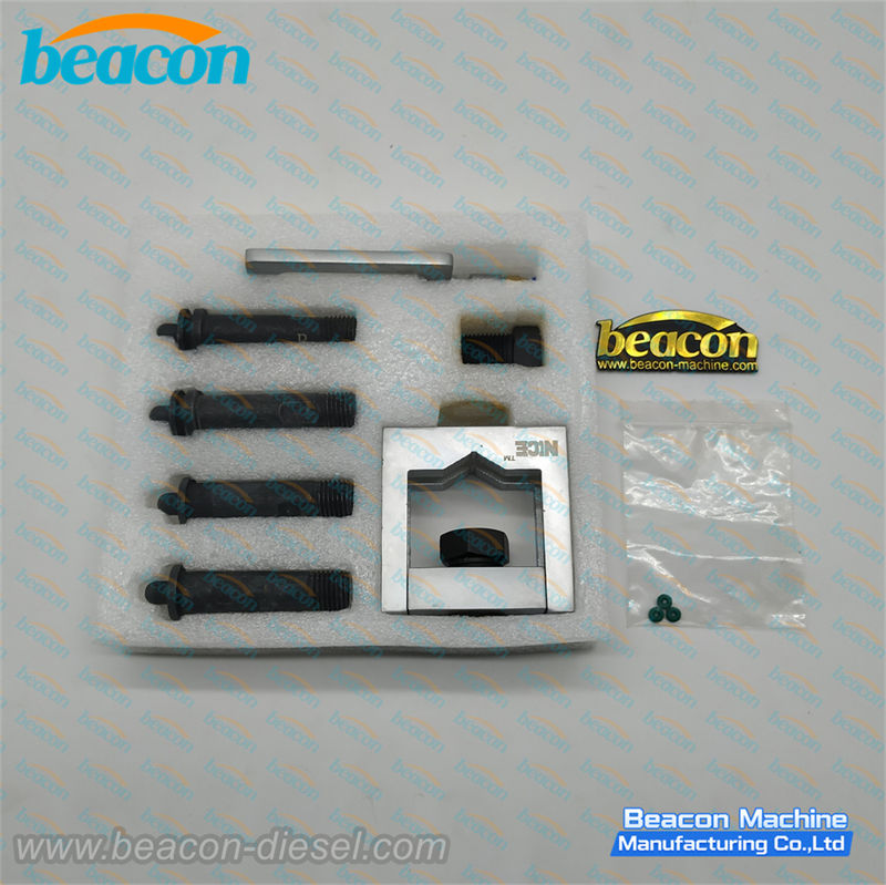 G2-4 Simple Universal Clamp - overall front view of the universal mounting clamp for diesel injection pump test bench with adjustable clamping mechanism