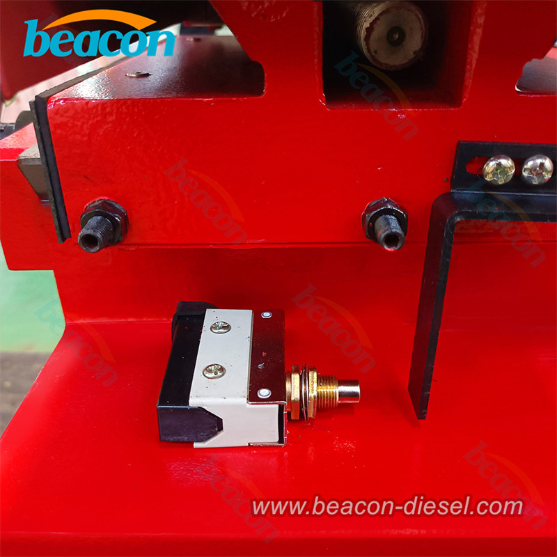Details of the Beacon C9335A brake disc and brake drum grinding lathe