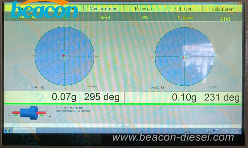 Industrial balancing machine with LCD display