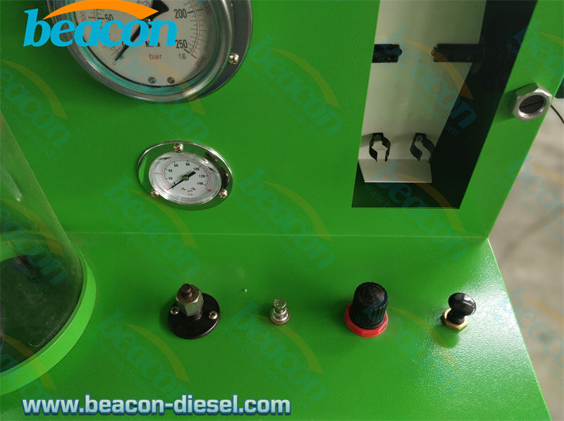 Injector mounting area with high-pressure pipes and mist extraction setup